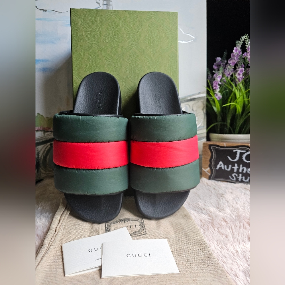 Gucci woman's  Padded Web Slide Sandals in size 9. Brand new in a box
